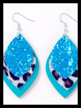 💕Sequin Drop Animal Print Earrings NEW✨